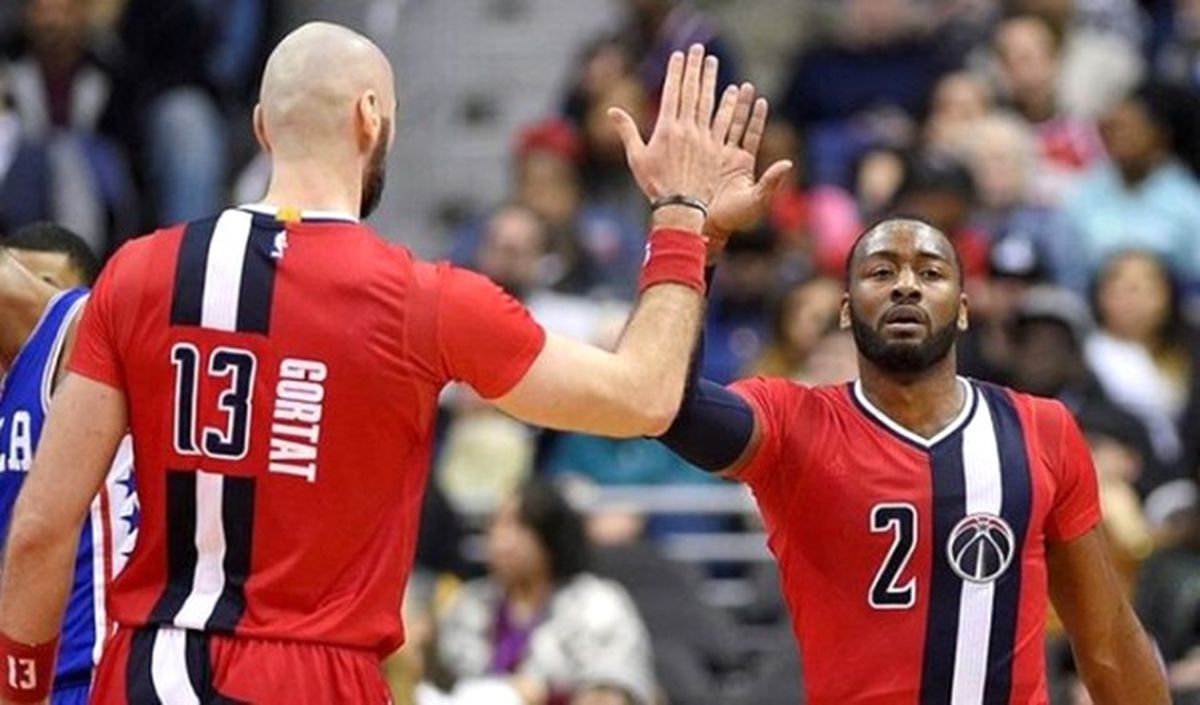 Wizards Evinde Seriye Bağladı