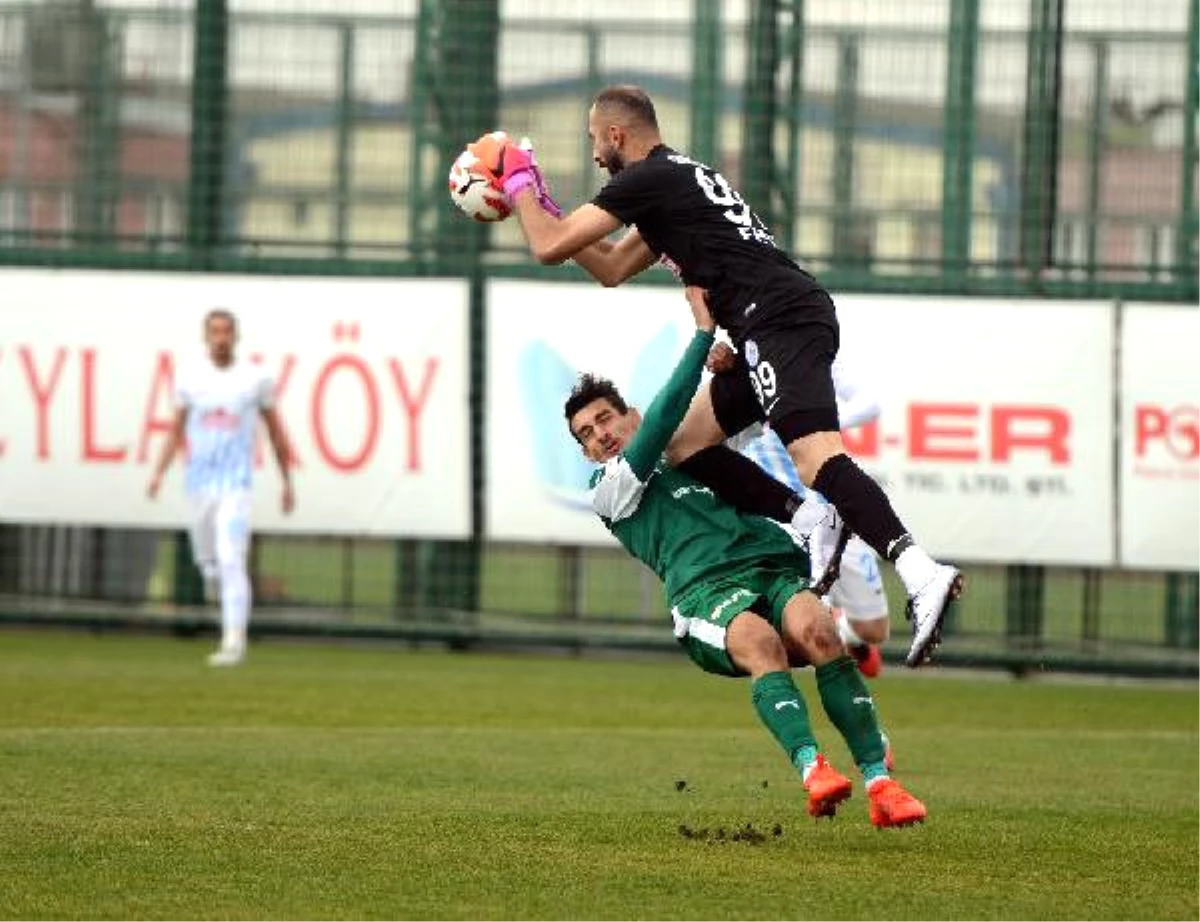 Yeşil Bursa-Pazarspor: 0-2