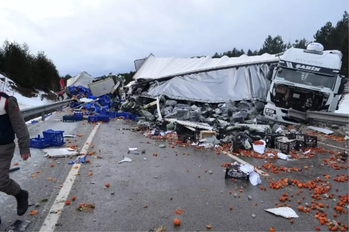 Afyonkarahisar\'da Zincirleme Trafik Kazası (2)