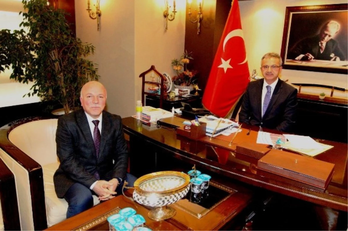 Başkan Köşker, Erzurum Büyükşehir Belediye Başkanını Ağırladı