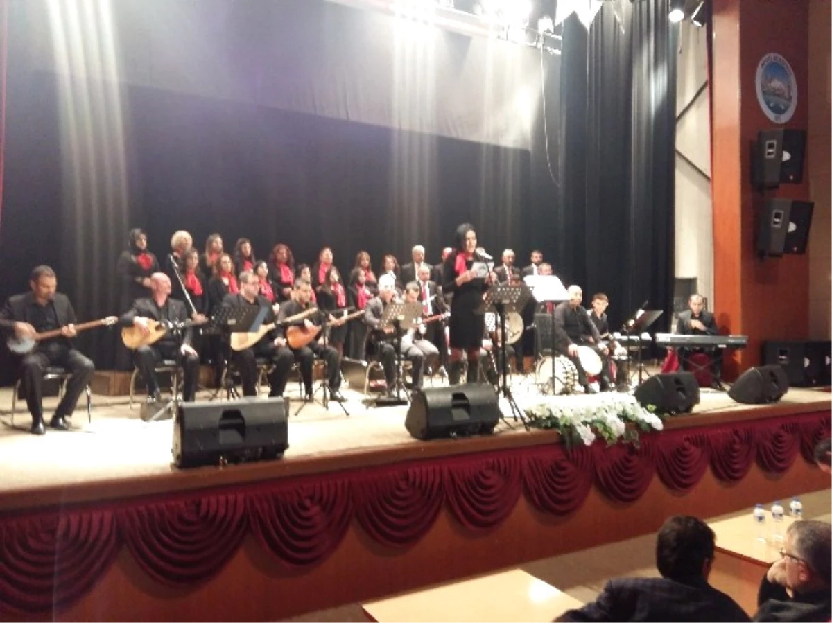 Develi\'de Türk Halk Müziği Konseri