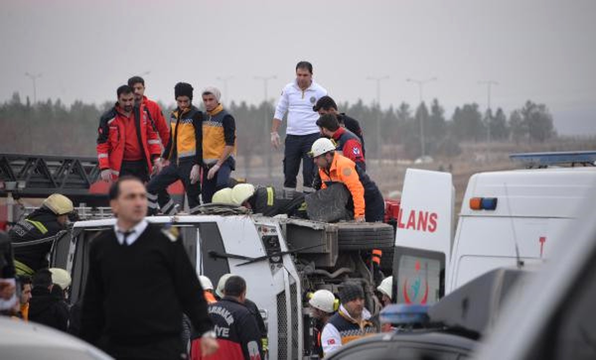 Diyarbakır\'da Polise Bombalı Tuzak; 1 Şehit 5 Yaralı (2)