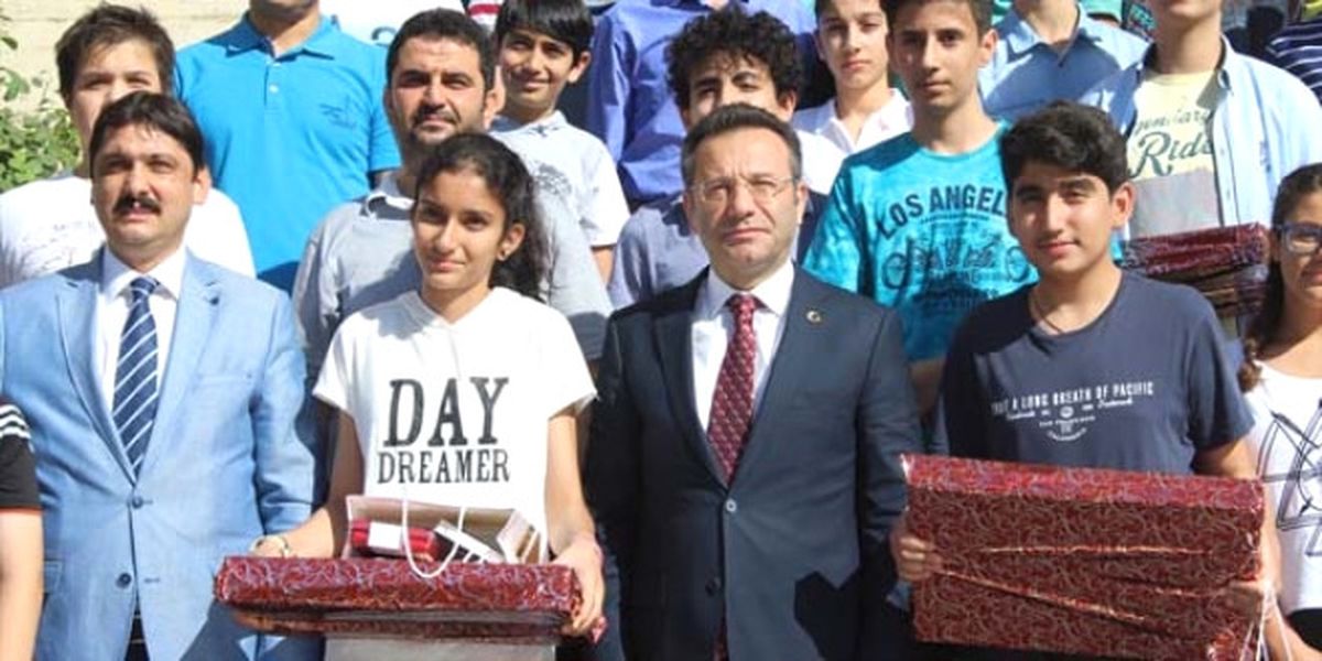 Diyarbakır\'da Teog Birincilerine Ödül