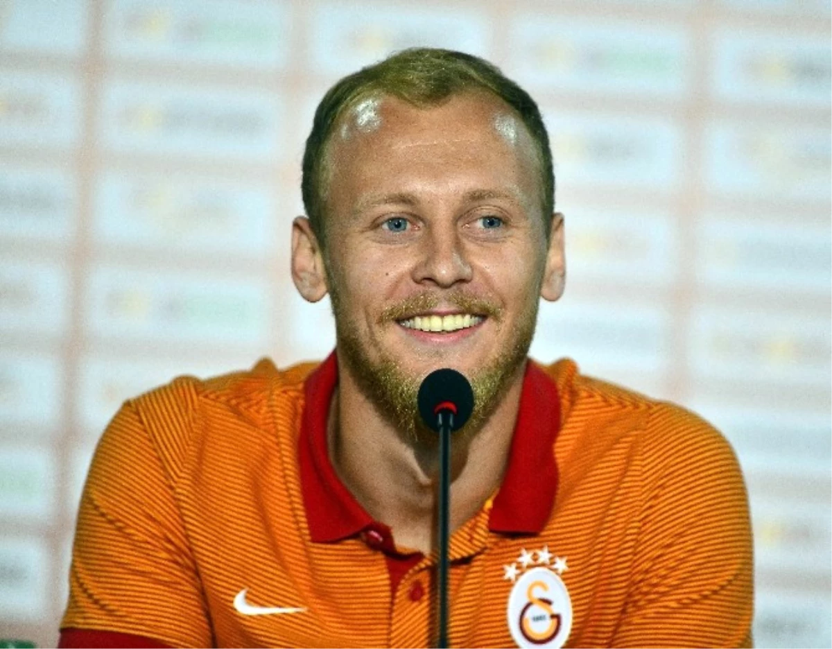 Galatasaray\'da Semih Kaya Şoku