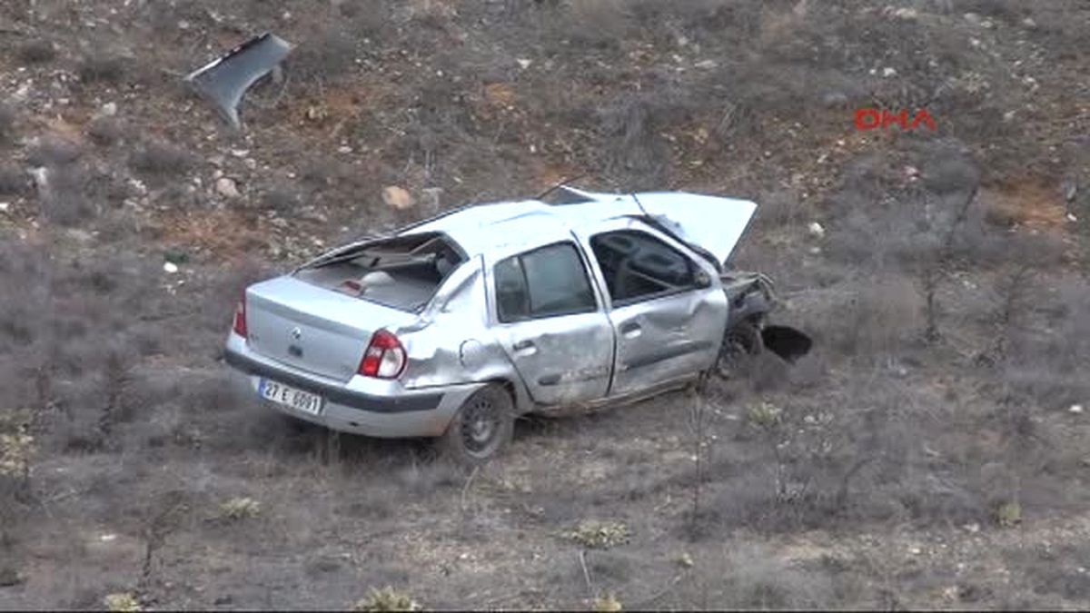 Gaziantep Park Edilen Otomobil Uçuruma Devrildi: 1 Yaralı