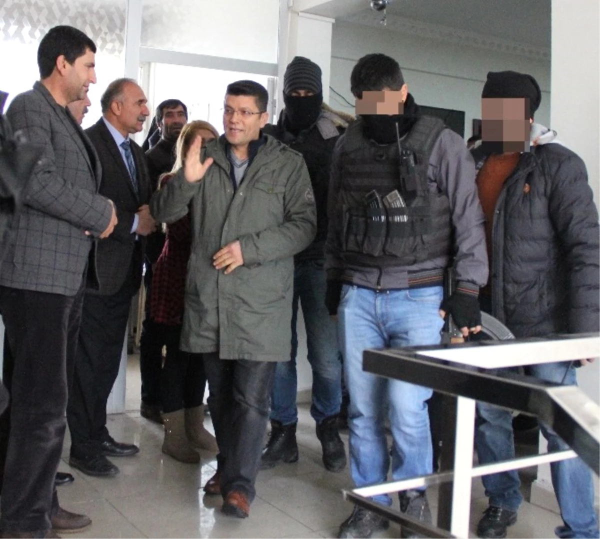 Muradiye Belediye Başkanı Gözaltına Alındı