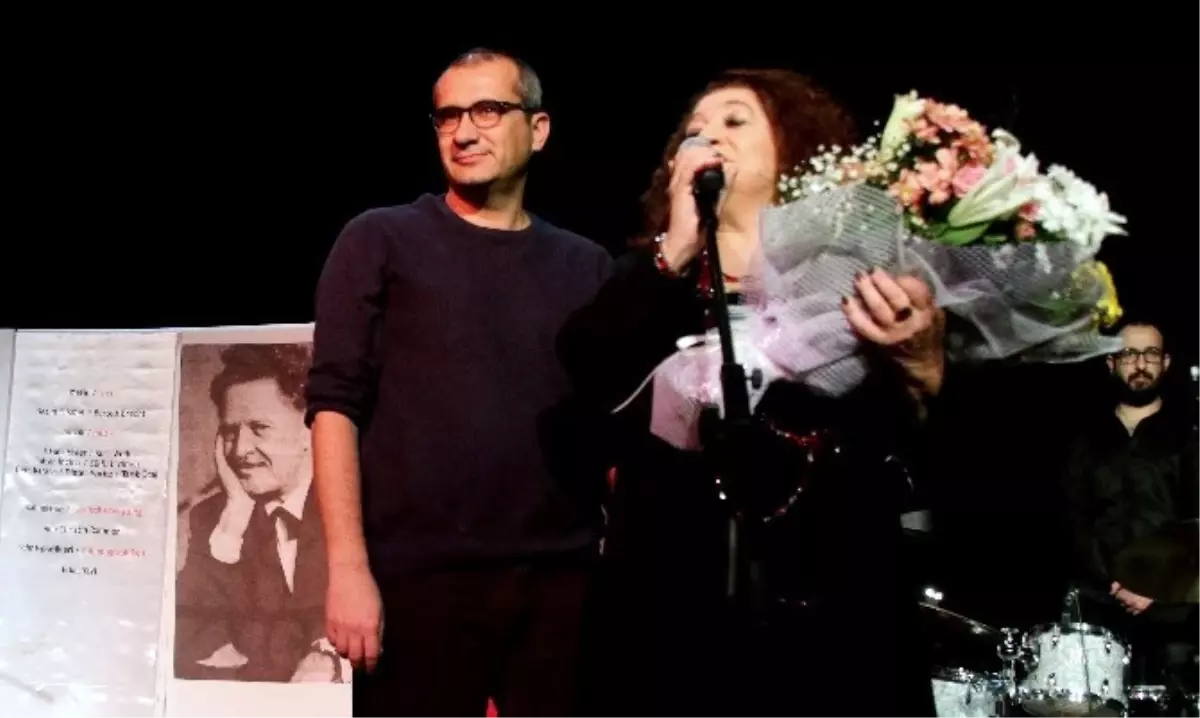 Nazım\'ın 115\'inci Yaşı Moritz\'in Güçlü Yorumuyla Kutlandı