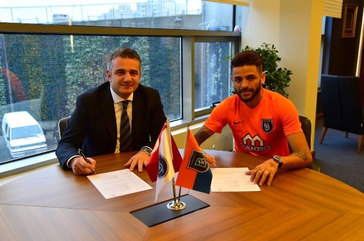 Başakşehir\'de Transfer Tamamlandı