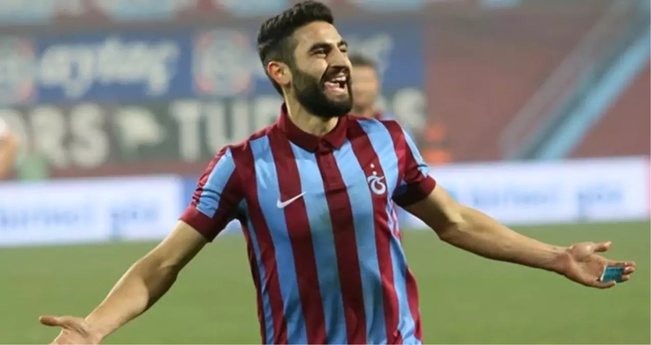 Trabzonspor, Mehmet Ekici\'yi Kadro Dışı Bıraktı