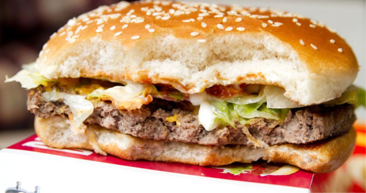 Ünlü Restoranın Hamburgerlerinde Et Yokmuş