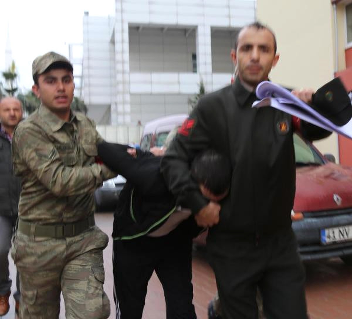 Adliyeden Firar Eden Asker Yakalandı
