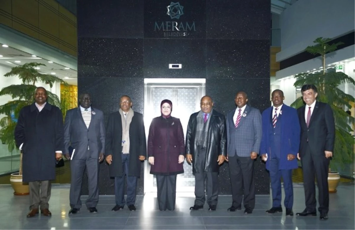Afrika Büyükelçilerinden Başkan Toru\'ya Ziyaret