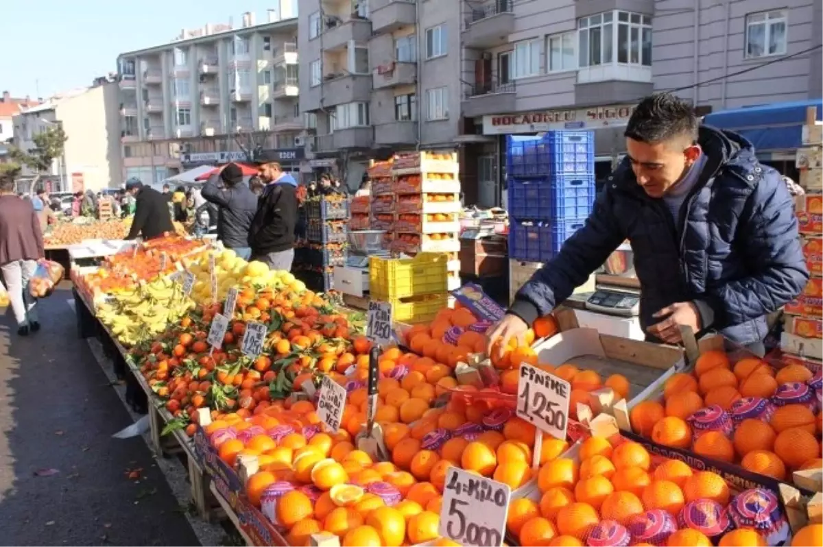 Afyonkarahisar\'da Sebze ve Meyve Fiyatları