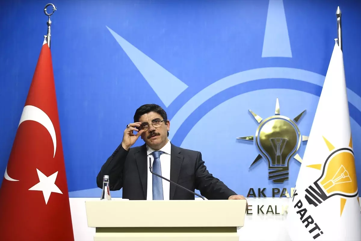 AK Parti Genel Başkan Yardımcısı Aktay: "5 Yıllığına Seçilen Bir Diktatör Olmaz"