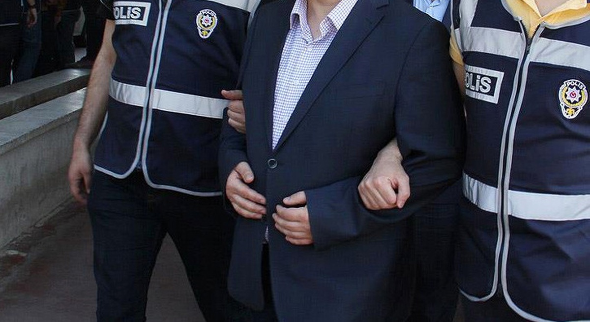 Alanya Adliyesi\'nde Fetö\'den Gözaltı