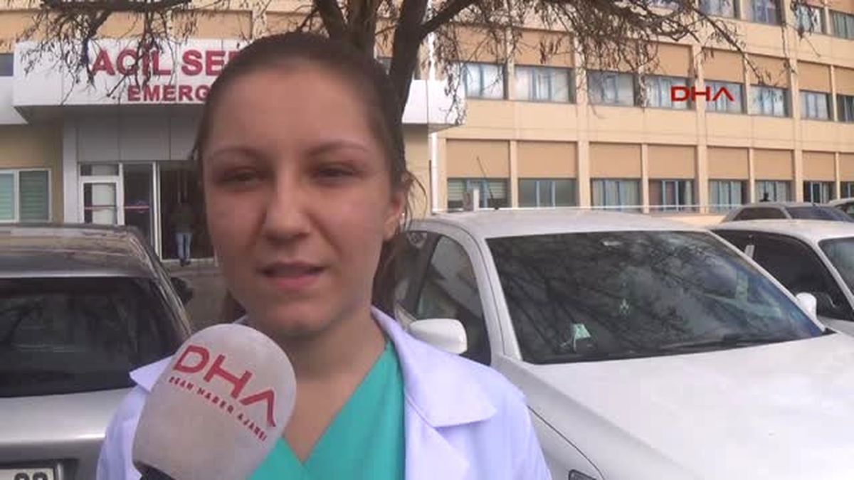 Antalya - Karaciğer Nakilli Liseli Özge, Hayatını Hasta Bakımına Adadı