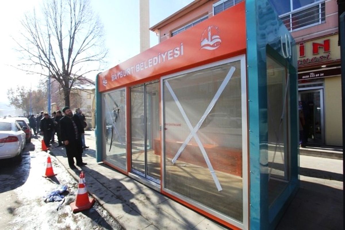 Bayburt\'ta Isıtmalı Otobüs Durakları Kuruluyor