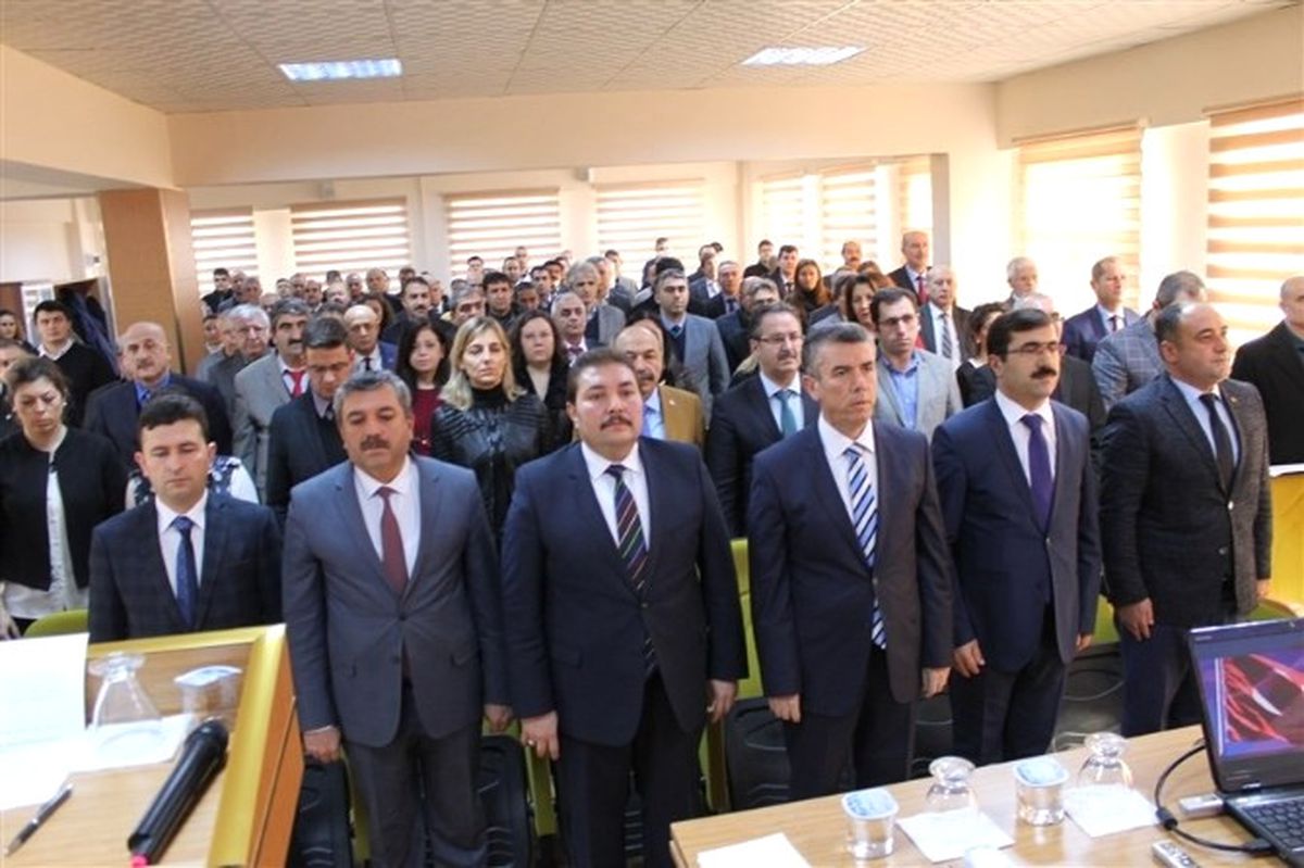 Bengi, Edremit\'te Okul Müdürlerine Tanıtıldı