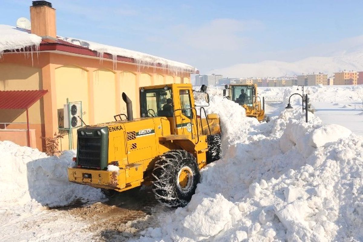 Bitlis\'te Yol Genişletme Çalışması