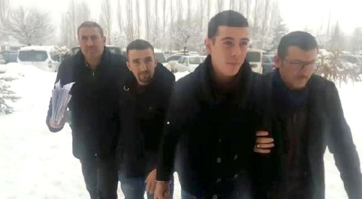 Dolandırıcılık Çetesinin Kuryeleri Yakalandı