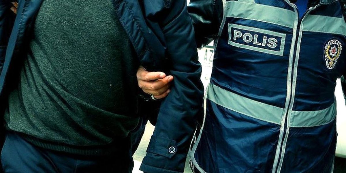 Düzce\'de Terör ve Fetö Soruşturmalarında 9 Tutuklama