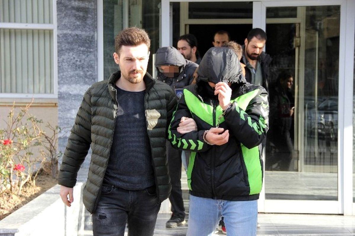 Evin Bodrumunda Uyuşturucuyla Yakalandılar