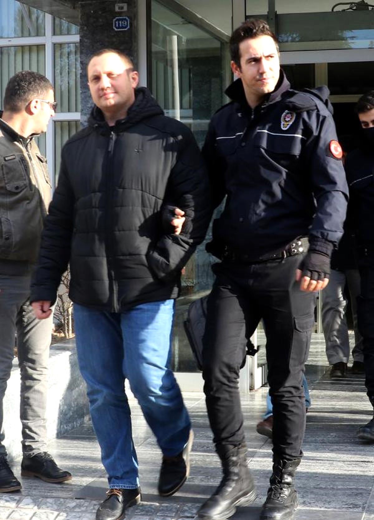 Fetö\'den Gözaltına Alınan 3 Akademisyenler Adliyede