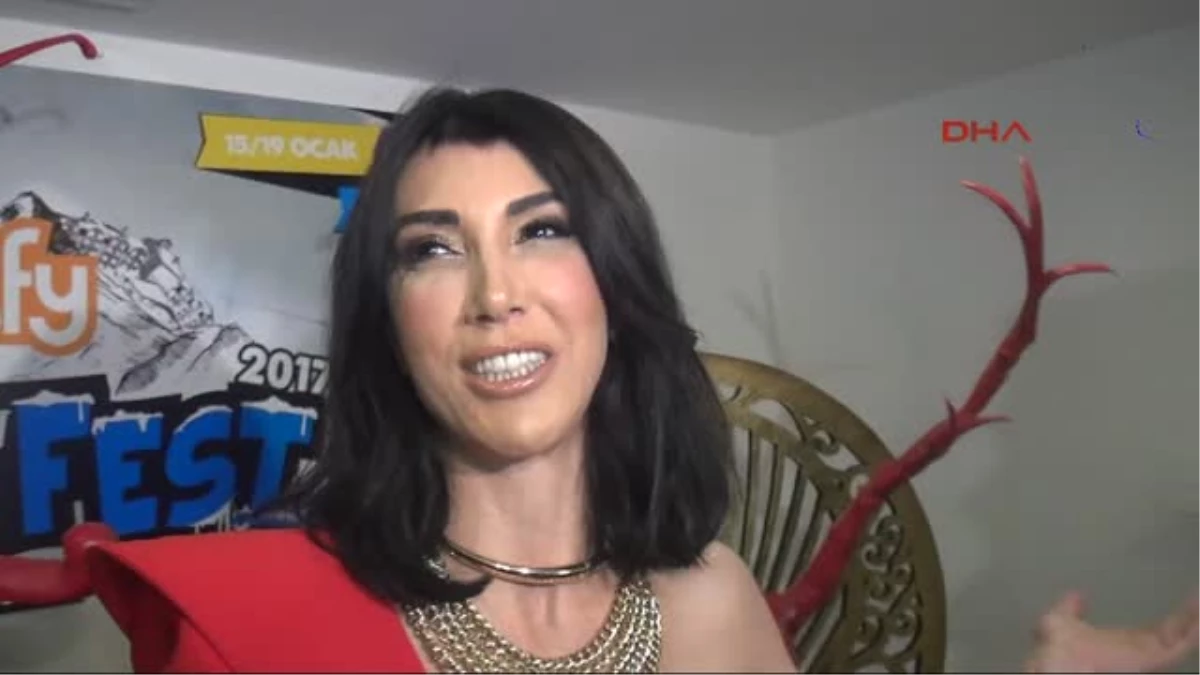 Hande Yener: Ikinci Baharımı Yaşıyorum