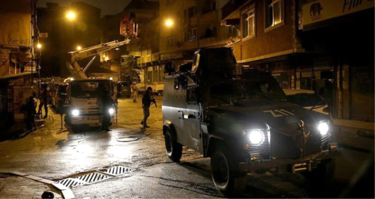 İstanbul\'da Eylem Hazırlığındaki 15 PKK\'lı Terörist Yakalandı