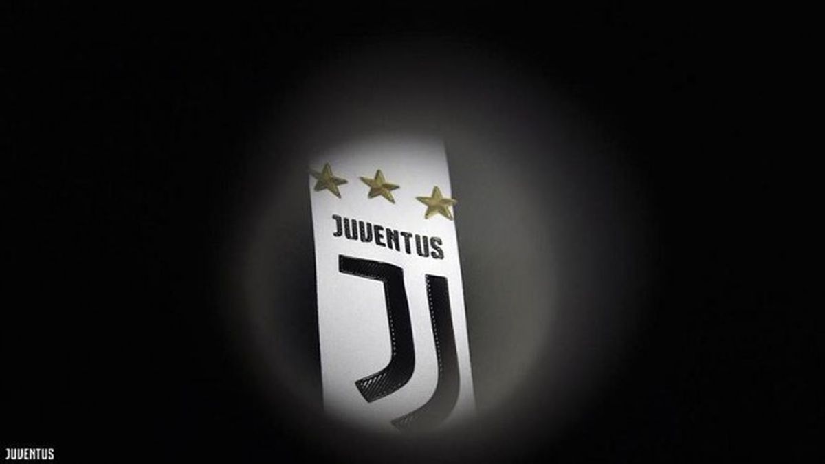 Juventus\'un Yeni Logosu Eleştiriliyor