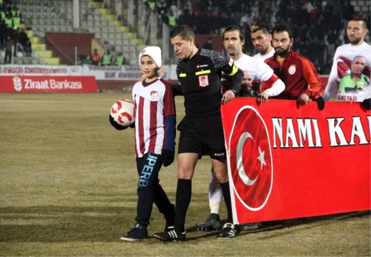 Kahraman Şehidin Oğlu Elazığspor-Galatasaray Maçında