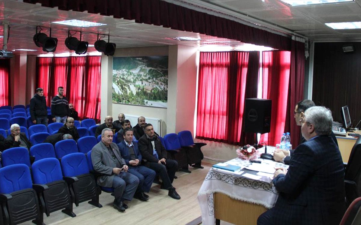 Küre\'de, "Vatandaşla Buluşma" Toplantısı