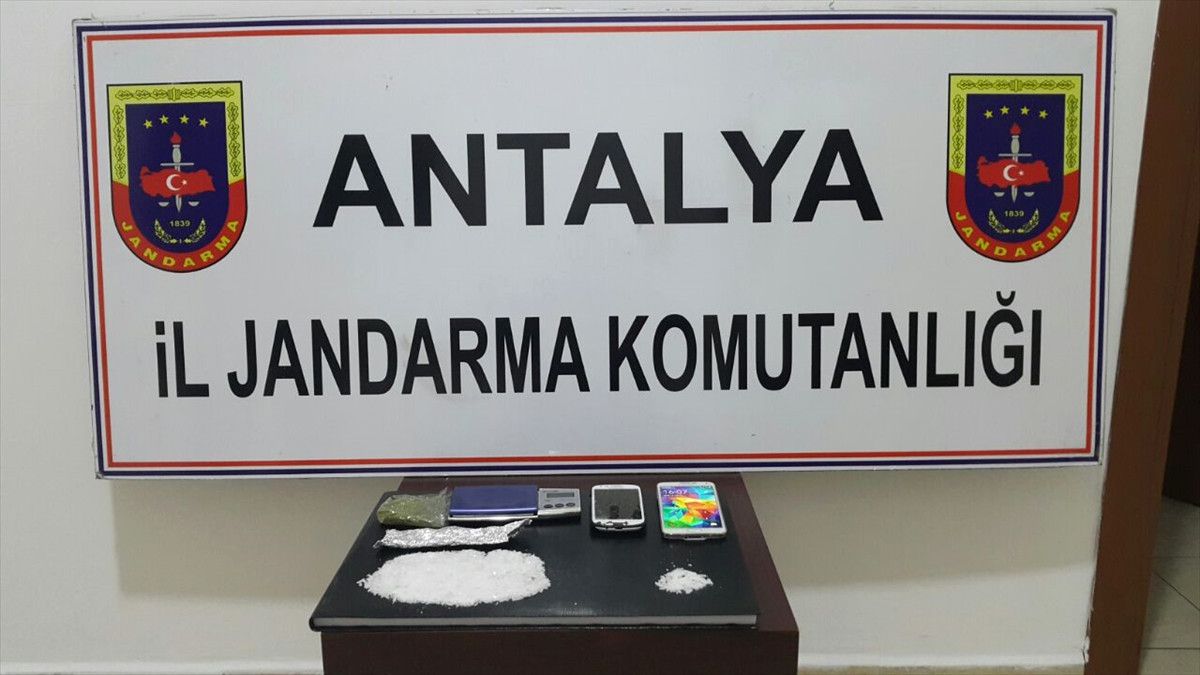 Manavgat\'ta Uyuşturucu Operasyonu