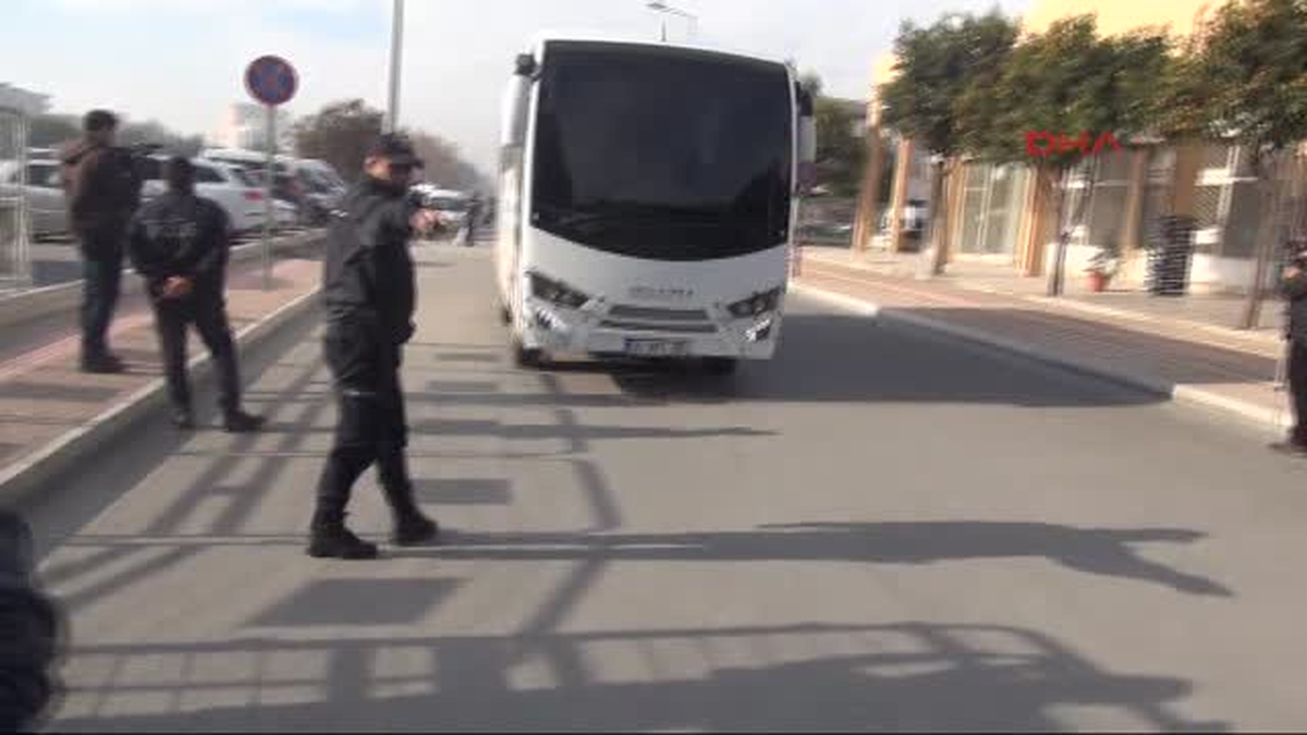 Mersin - Fetö\'ya Finans Sağladığı Iddia Edilen 17 Kişi Adliyeye Sevk Edildi