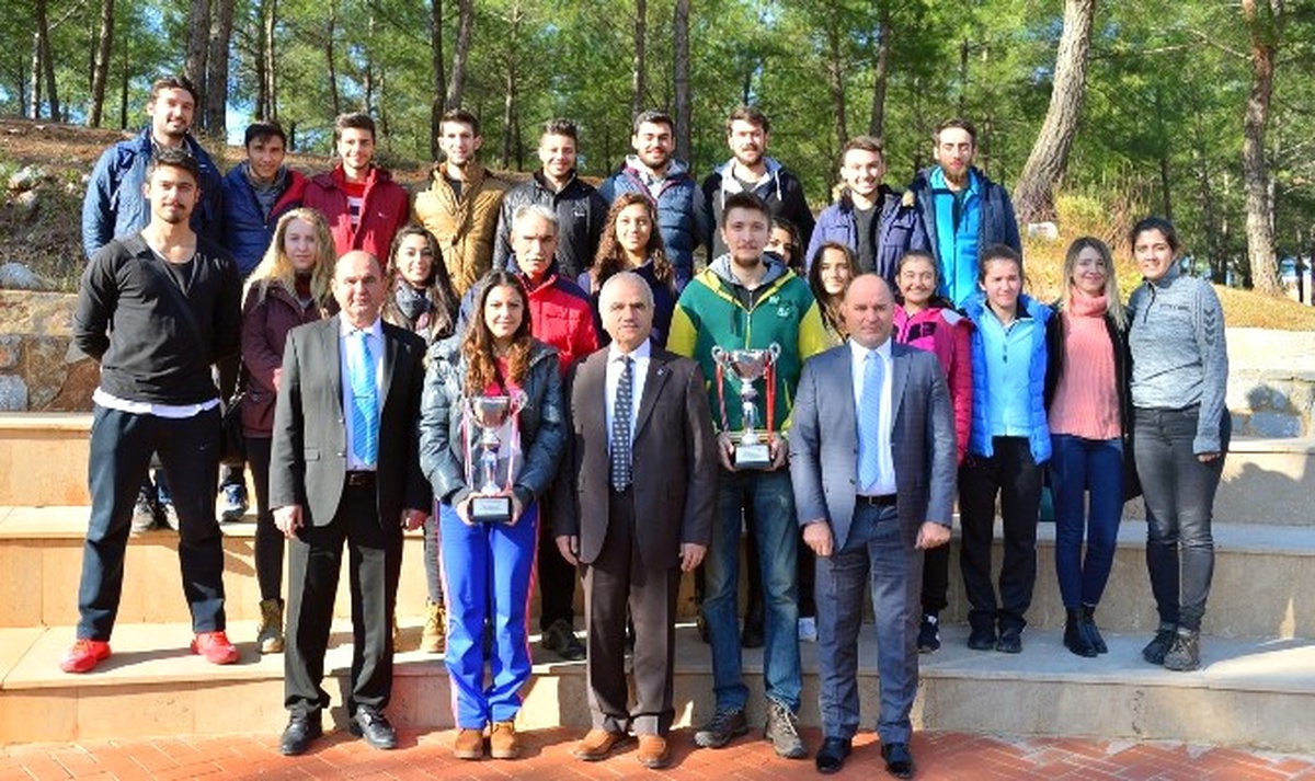 Mskü Kız ve Erkek Voleybol Takımları 1. Lige Yükseldi