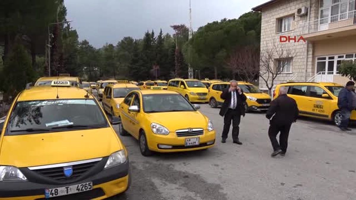 Muğla Marmaris\'te Taksiciler Eylem Hazırlığında