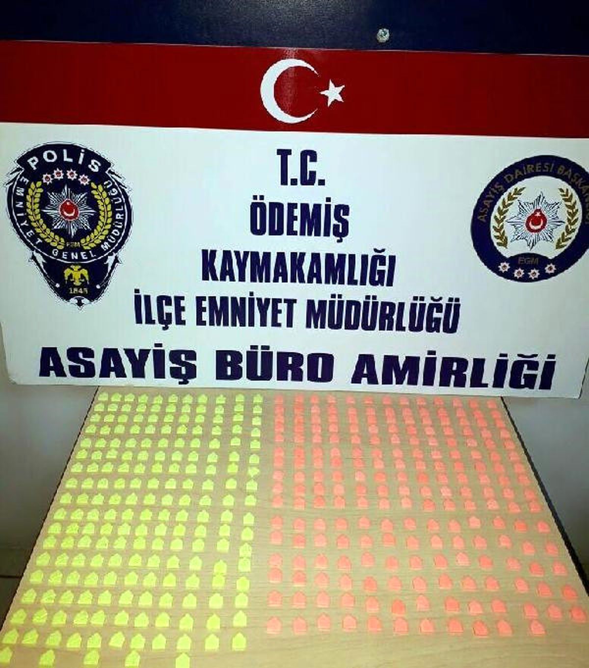Otomobilde 398 Uyuşturucu Hap Ele Geçirildi