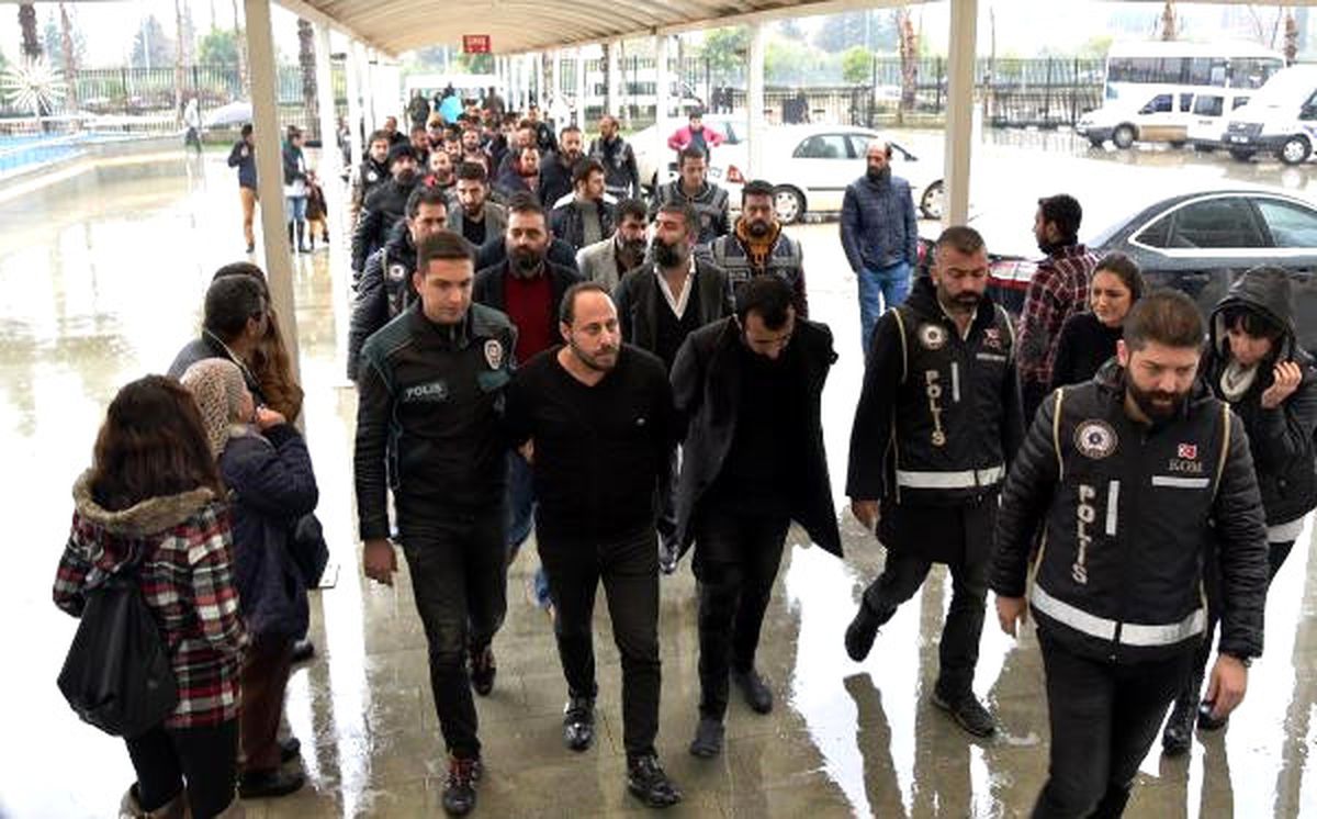 \'Pervaneler\' Çetesi Adliyeye Sevk Edildi