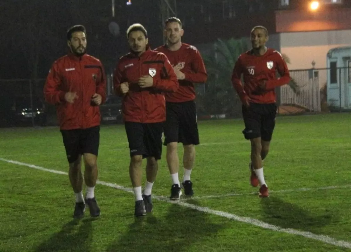 Samsunspor\'un 5 Yeni Transferi İdmanda