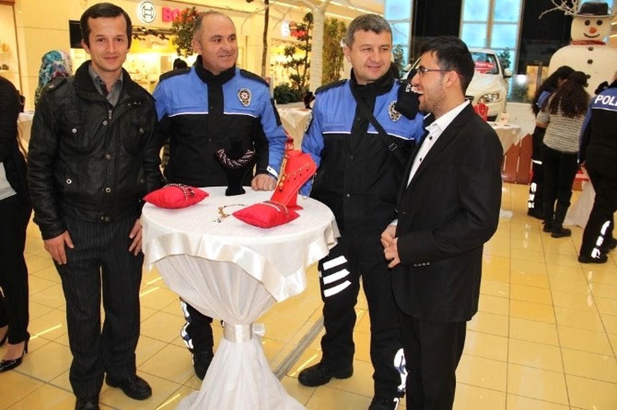 Tdp\'den Engelli Vatandaşlara Meslek Edindirme Kursu