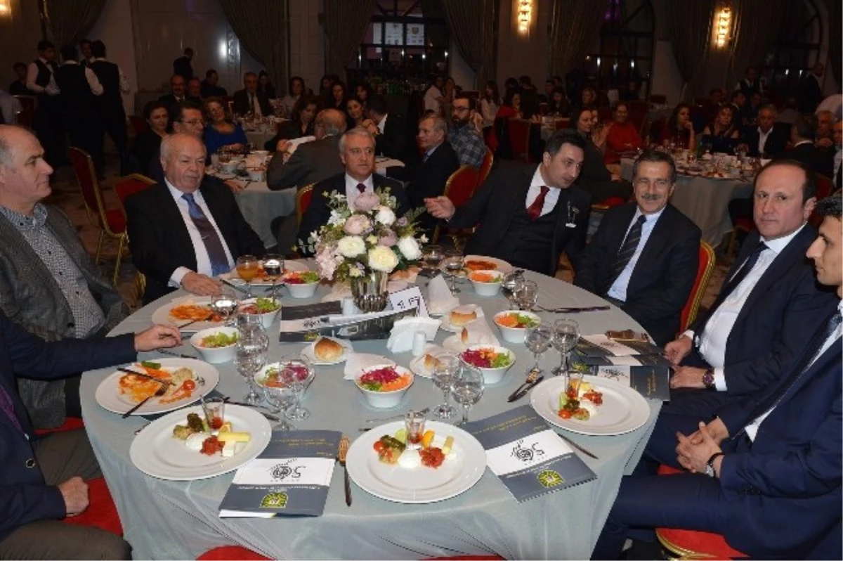 Tepebaşı Belediye Başkanı Ataç, Derneklerin Etkinliklerine Katıldı