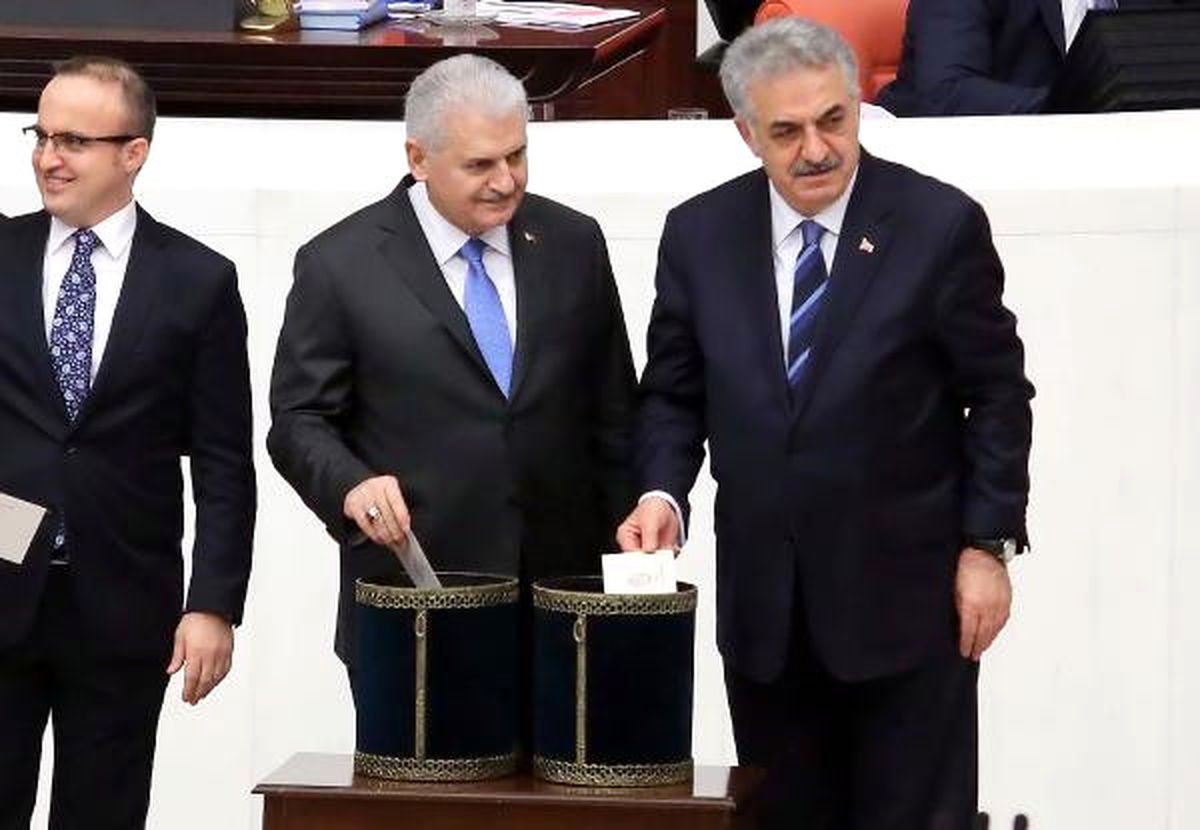 3\'üncü Madde 342 Oyla Kabul Edildi