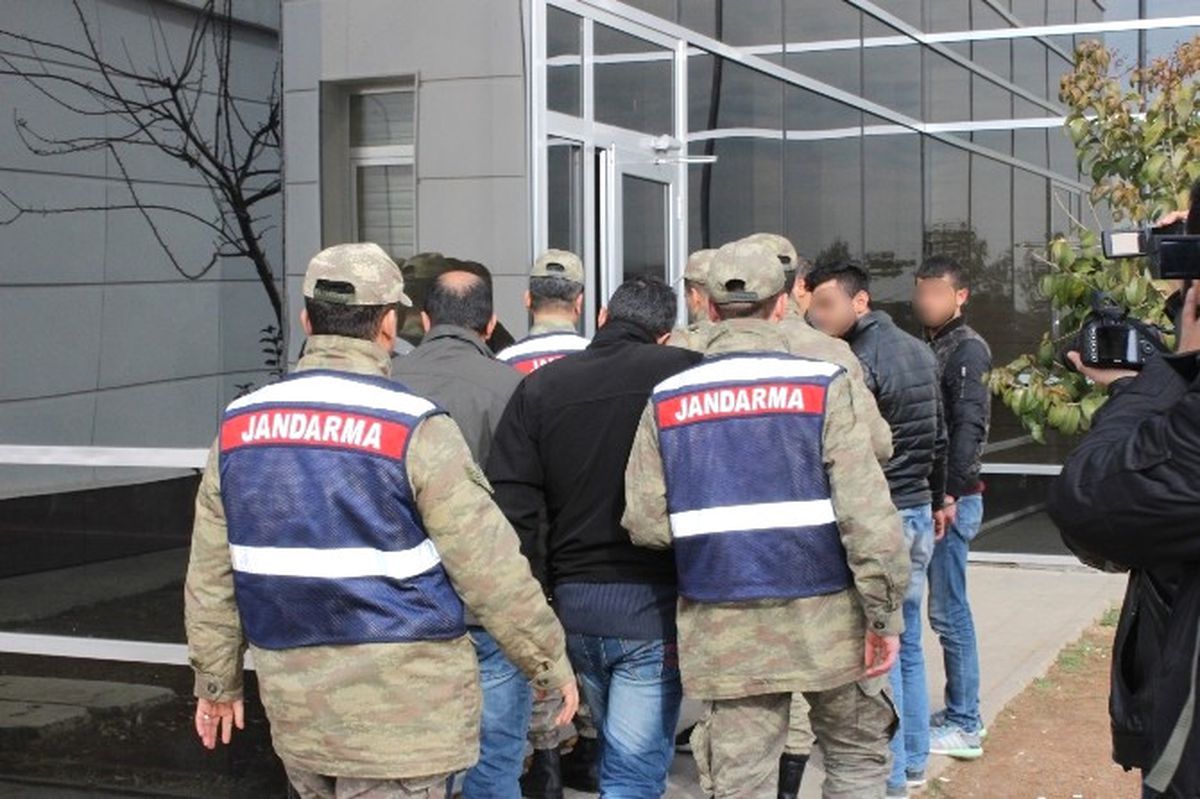 Adliyeye Sevk Edilen Kavga Olayının 10 Şüphelisinden 1\'i Tutuklandı