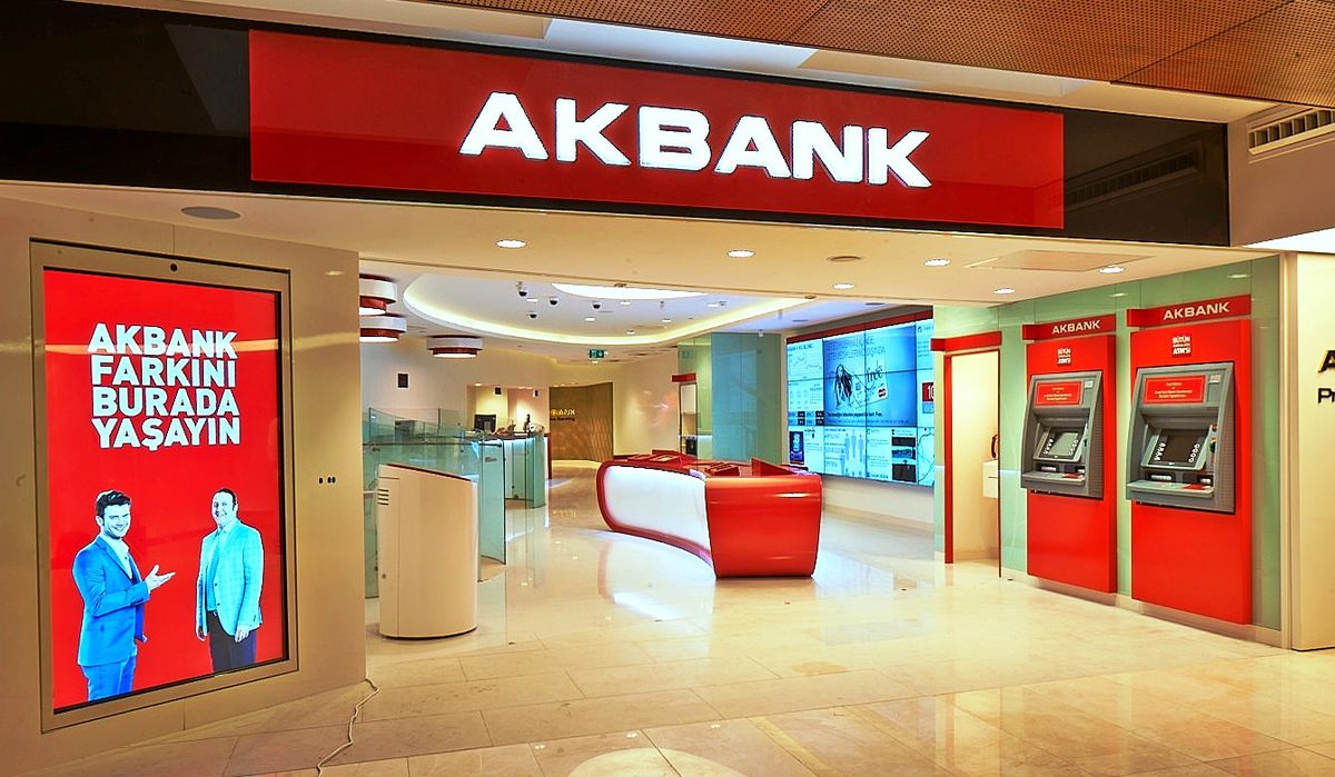 Akbank "Yılın En Başarılı Markası" Seçildi