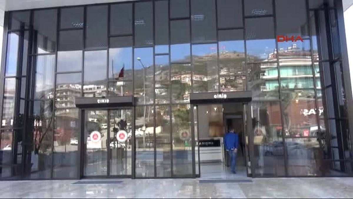 Antalya Kuzenini Pompalı Tüfekle Vuran Şüpheli Tutuklandı