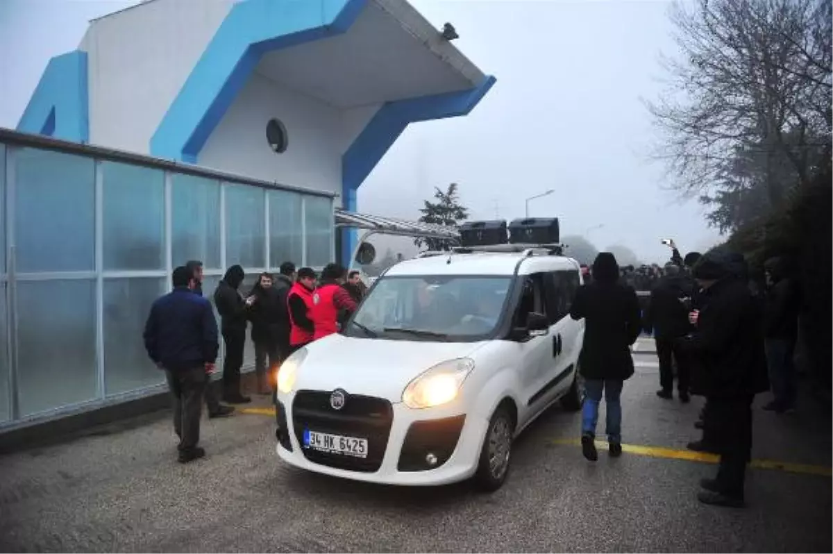 Asil Çelik\'teki Greve 60 Gün Erteleme