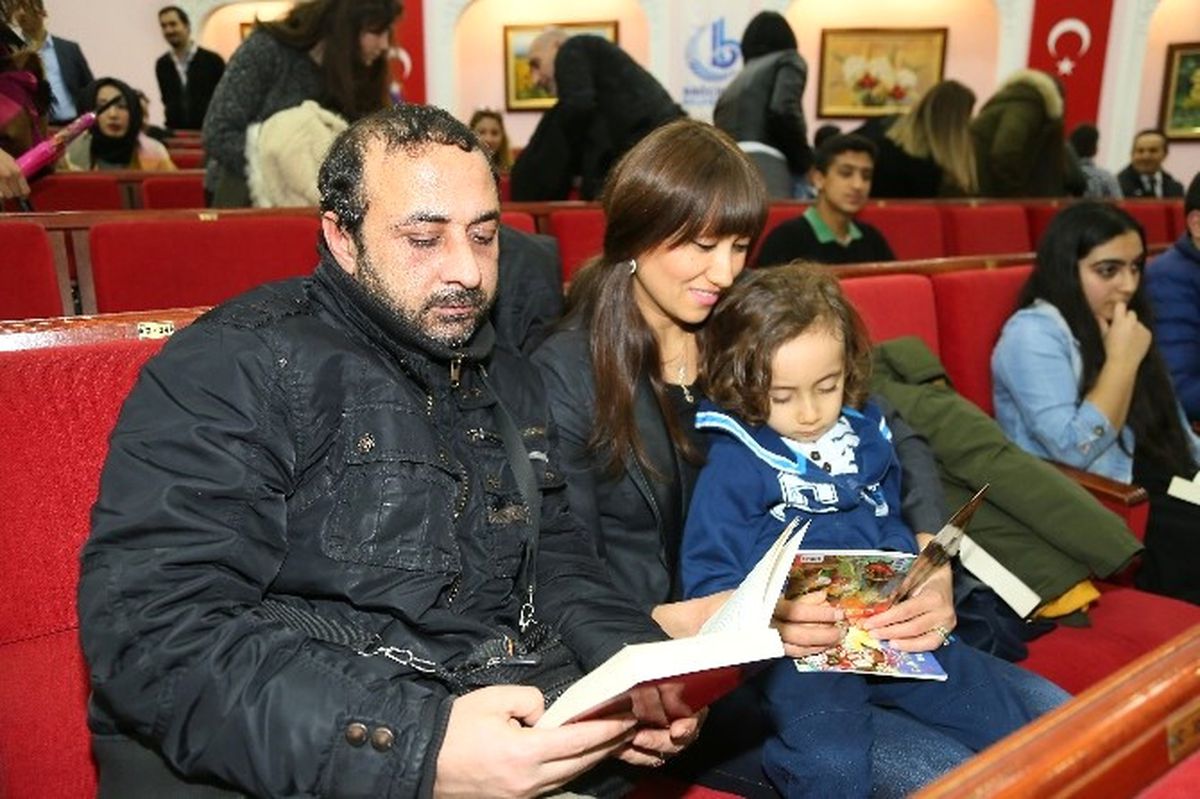 Bağcılar\'da Televizyon İzlemek Yerine Kitap Okudular