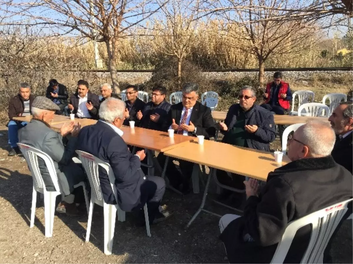 Başkan Özgüven\'den Şehit Polisin Babaocağına Taziye Ziyareti