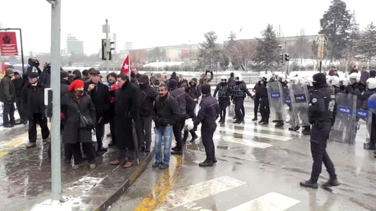 Başkentte \'Anayasa Değişikliğine Hayır\' Eylemi