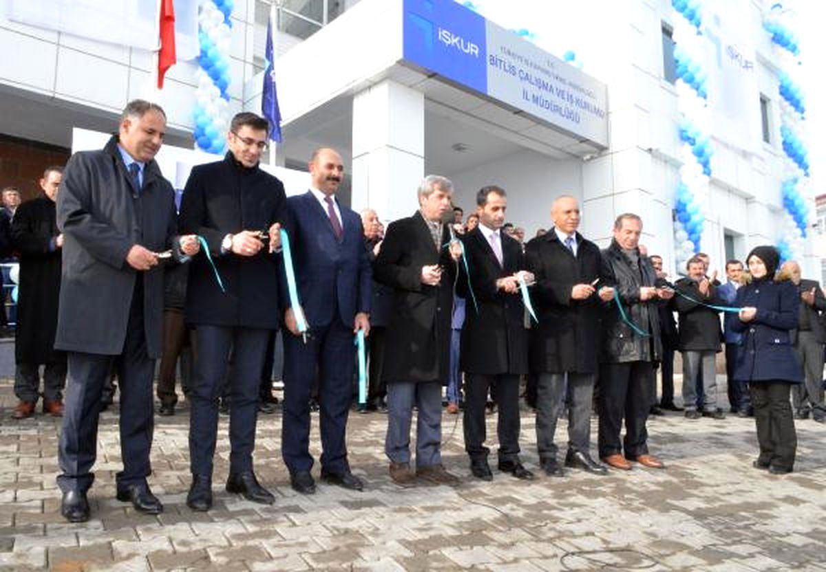 Cumhurbaşkanı Erdoğan, Telekonferansla İşkur Bitlis İl Müdürlüğü\'nün Açılışına Katıldı